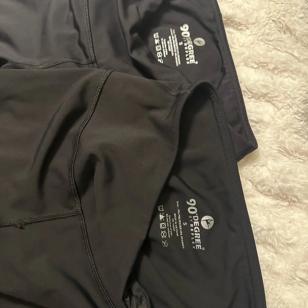 NWOT 2 Pairs 90 Degree by Reflex - Picture 3 of 6